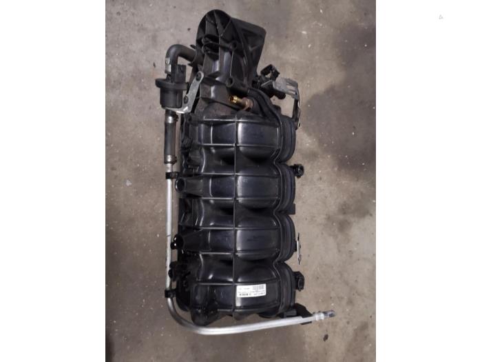 Gebruikte Spruitstuk Inlaat Alfa Romeo 147 (937) 1.6 Twin Spark 16V Prijs op aanvraag aangeboden door Bongers Auto-Onderdelen Zeeland