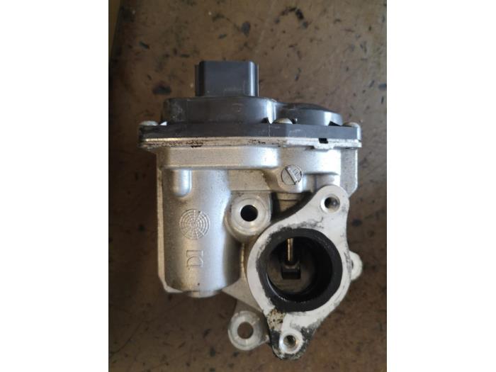 Gebruikte Uitlaat gasklep (EGR) Renault Megane III Grandtour (KZ) 1.5 dCi 110 Prijs op aanvraag aangeboden door Bongers Auto-Onderdelen Zeeland