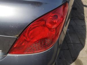 Gebruikte Achterlicht rechts Peugeot 207 CC (WB) 1.6 16V Prijs op aanvraag aangeboden door Bongers Auto-Onderdelen Zeeland
