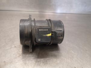 Gebruikte Luchtmassameter Dacia Dokker Express (8S) 1.5 dCi 75 Prijs op aanvraag aangeboden door Bongers Auto-Onderdelen Zeeland