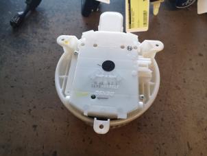 Gebruikte Kachel Ventilatiemotor Toyota Prius (ZVW3) 1.8 16V Plug-in Prijs op aanvraag aangeboden door Bongers Auto-Onderdelen Zeeland