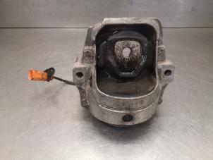 Gebruikte Motorrubber Audi A4 Avant (B8) 2.0 TDI 16V Prijs op aanvraag aangeboden door Bongers Auto-Onderdelen Zeeland