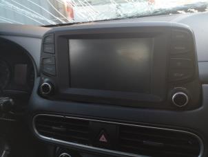 Gebruikte Radio Hyundai Kona (OS) 1.0 T-GDI 12V Prijs op aanvraag aangeboden door Bongers Auto-Onderdelen Zeeland