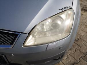 Gebruikte Koplamp links Ford Focus C-Max 2.0 16V Prijs op aanvraag aangeboden door Bongers Auto-Onderdelen Zeeland