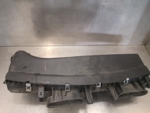 Gebruikte Luchtfilterhuis BMW X3 (E83) 3.0d 24V Prijs op aanvraag aangeboden door Bongers Auto-Onderdelen Zeeland