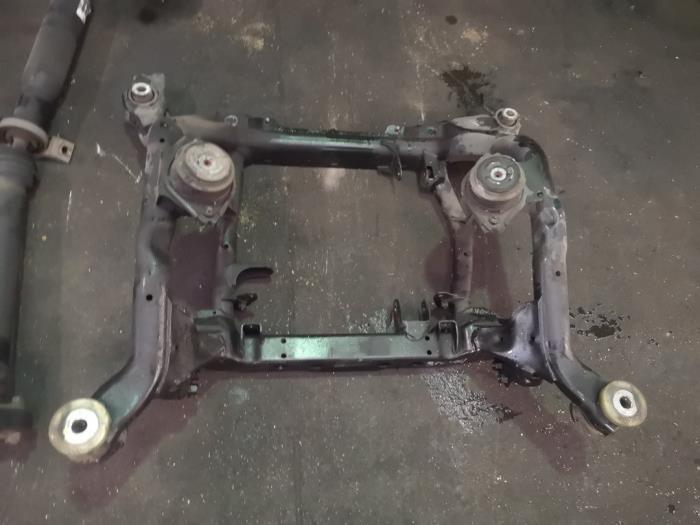 Gebruikte Subframe Mercedes ML II (164/4JG) 3.0 ML-320 CDI 4-Matic V6 24V Prijs op aanvraag aangeboden door Bongers Auto-Onderdelen Zeeland