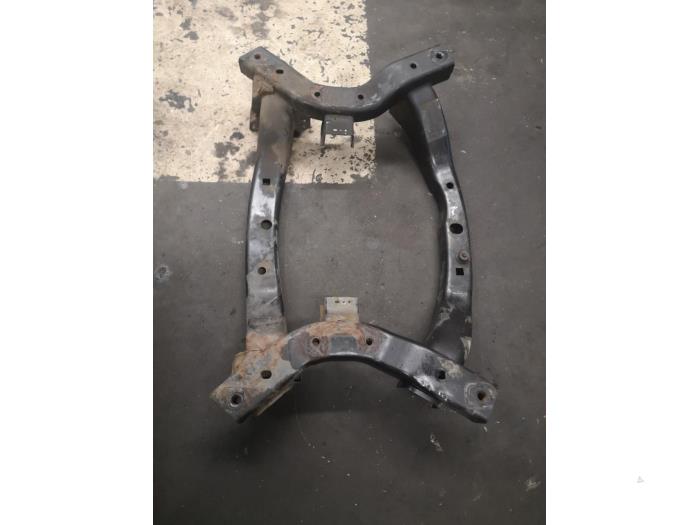 Gebruikte Subframe Chrysler 300 C 3.5 V6 24V Prijs op aanvraag aangeboden door Bongers Auto-Onderdelen Zeeland