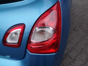 Gebruikte Achterlicht rechts Renault Twingo II (CN) 1.2 16V Prijs op aanvraag aangeboden door Bongers Auto-Onderdelen Zeeland