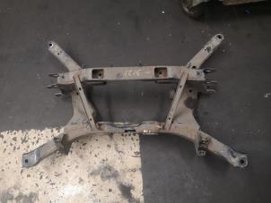 Gebruikte Subframe Chevrolet Captiva (C140) 2.2 D 16V 4x2 Prijs op aanvraag aangeboden door Bongers Auto-Onderdelen Zeeland