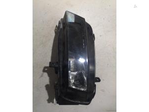 Gebruikte Mistlamp links-voor Volkswagen Golf VII (AUA) Prijs op aanvraag aangeboden door Bongers Auto-Onderdelen Zeeland