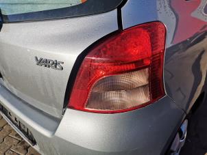 Gebruikte Achterlicht rechts Toyota Yaris II (P9) 1.0 12V VVT-i Prijs op aanvraag aangeboden door Bongers Auto-Onderdelen Zeeland