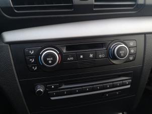 Gebruikte Radio BMW 1 serie (E81) 116i 2.0 16V Prijs op aanvraag aangeboden door Bongers Auto-Onderdelen Zeeland