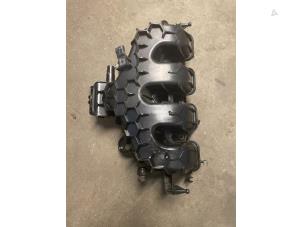 Gebruikte Inlaatspruitstuk Volvo V70 Prijs op aanvraag aangeboden door Bongers Auto-Onderdelen Zeeland