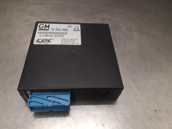 Gebruikte Veercomputer Opel Zafira Prijs op aanvraag aangeboden door Bongers Auto-Onderdelen Zeeland