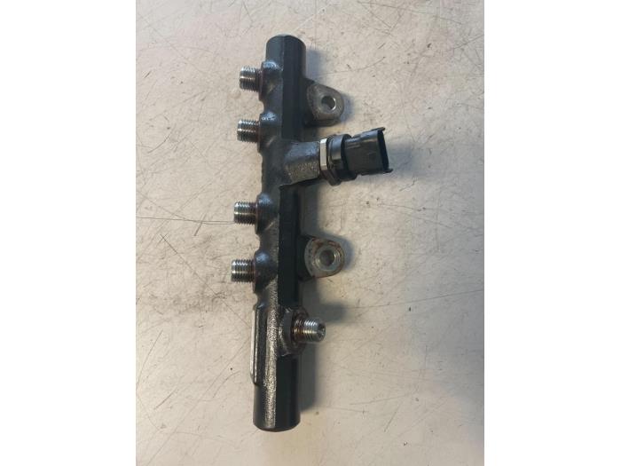 Gebruikte Common rail (Injectie) Dacia Dokker Prijs op aanvraag aangeboden door Bongers Auto-Onderdelen Zeeland