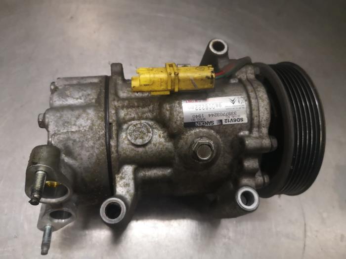 Gebruikte Aircopomp Peugeot 206+ (2L/M) 1.1 XR,XS Prijs op aanvraag aangeboden door Bongers Auto-Onderdelen Zeeland