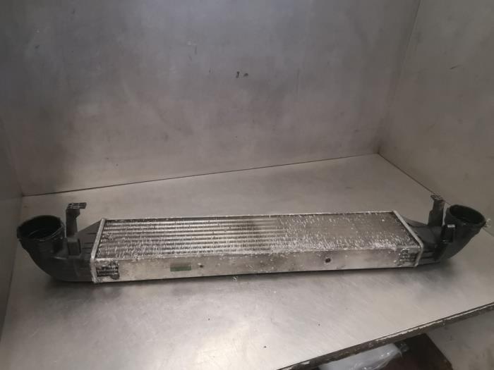 Gebruikte Intercooler Mercedes C Combi (S203) 2.2 C-200 CDI 16V Prijs op aanvraag aangeboden door Bongers Auto-Onderdelen Zeeland