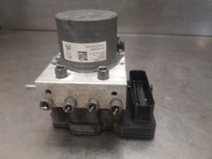 Gebruikte ABS Pomp Opel Combo Life/Tour 1.2 110 Prijs op aanvraag aangeboden door Bongers Auto-Onderdelen Zeeland