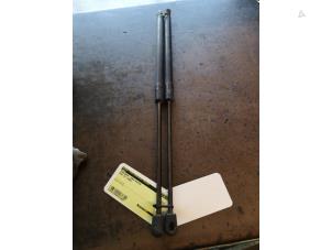 Gebruikte Gasdemper links-achter Audi A3 Sportback (8PA) 1.4 TFSI 16V Prijs op aanvraag aangeboden door Bongers Auto-Onderdelen Zeeland