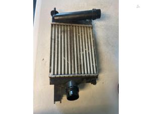 Gebruikte Intercooler Renault Clio IV (5R) 0.9 Energy TCE 75 12V Prijs op aanvraag aangeboden door Bongers Auto-Onderdelen Zeeland