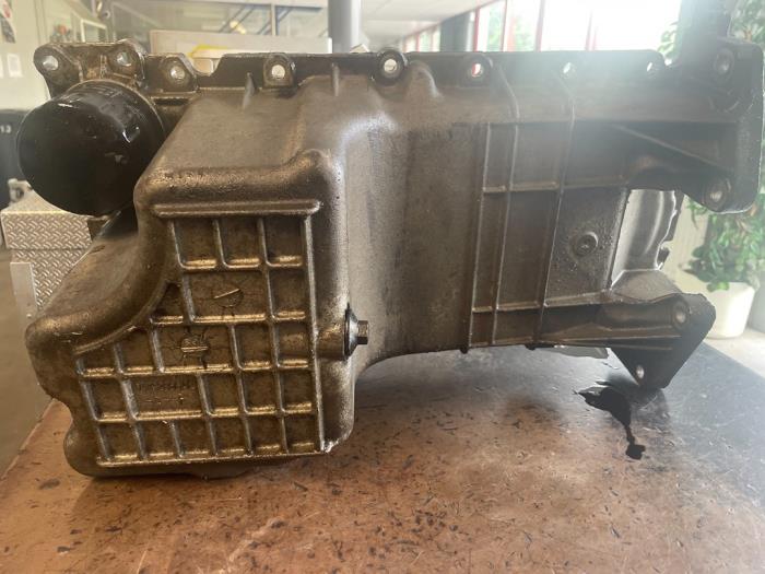 Gebruikte Carterpan Chrysler 300 C 3.5 V6 24V Prijs op aanvraag aangeboden door Bongers Auto-Onderdelen Zeeland