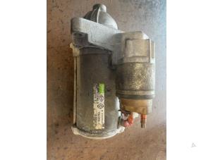 Gebruikte Startmotor Renault Scénic III (JZ) 2.0 dCi 16V Autom. Prijs op aanvraag aangeboden door Bongers Auto-Onderdelen Zeeland