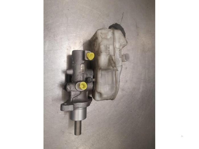 Gebruikte Hoofdremcilinder Volkswagen Transporter/Caravelle T5 2.0 BiTDI DRF Prijs op aanvraag aangeboden door Bongers Auto-Onderdelen Zeeland