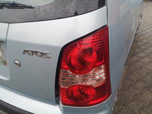 Gebruikte Achterlicht rechts Hyundai Atos 1.1 12V Prime Prijs op aanvraag aangeboden door Bongers Auto-Onderdelen Zeeland
