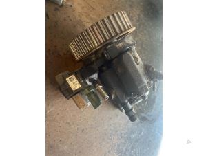 Gebruikte Dieselpomp Renault Kangoo/Grand Kangoo (KW) 1.5 dCi 90 FAP Prijs op aanvraag aangeboden door Bongers Auto-Onderdelen Zeeland