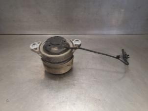 Gebruikte Motorrubber Mercedes GLK (204.7/9) 2.2 220 CDI 16V BlueEfficiency Prijs op aanvraag aangeboden door Bongers Auto-Onderdelen Zeeland