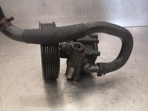 Gebruikte Servopomp Renault Trafic New (FL) 2.0 dCi 16V 115 Prijs op aanvraag aangeboden door Bongers Auto-Onderdelen Zeeland