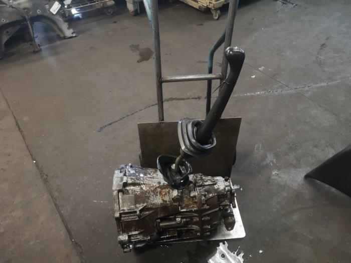 Gebruikte Versnellingsbak Volkswagen LT II 28/31/35 2.5 TDi Prijs op aanvraag aangeboden door Bongers Auto-Onderdelen Zeeland