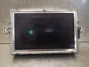 Gebruikte Display Interieur Mercedes E Estate (S212) E-350 CGI V6 24V BlueEfficiency 4-Matic Prijs op aanvraag aangeboden door Bongers Auto-Onderdelen Zeeland