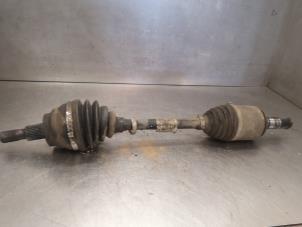 Gebruikte Homokineetas links-voor Mercedes ML II (164/4JG) 3.0 ML-320 CDI 4-Matic V6 24V Prijs op aanvraag aangeboden door Bongers Auto-Onderdelen Zeeland