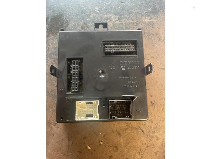 Gebruikte Computer Body Control Renault Laguna II Grandtour (KG) 1.9 dCi 120 Prijs op aanvraag aangeboden door Bongers Auto-Onderdelen Zeeland