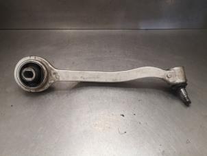 Gebruikte Draagarm links-voor Mercedes S (W220) 3.2 S-320 18V Prijs op aanvraag aangeboden door Bongers Auto-Onderdelen Zeeland