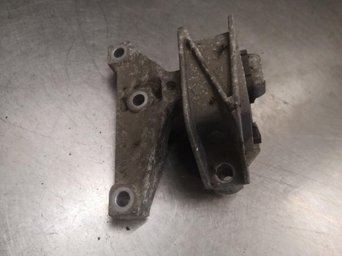 Gebruikte Motorrubber Citroen C3 (SC) 1.1 Prijs op aanvraag aangeboden door Bongers Auto-Onderdelen Zeeland
