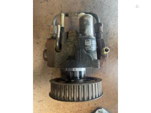 Gebruikte Dieselpomp Toyota Avensis Prijs op aanvraag aangeboden door Bongers Auto-Onderdelen Zeeland