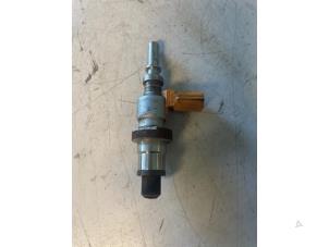 Gebruikte Adblue injector Renault Trafic New (FL) 2.0 dCi 16V 115 Prijs op aanvraag aangeboden door Bongers Auto-Onderdelen Zeeland