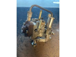 Gebruikte Dieselpomp Toyota Corolla Verso Prijs op aanvraag aangeboden door Bongers Auto-Onderdelen Zeeland