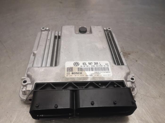 Gebruikte Computer Motormanagement Volkswagen Multivan T5 (7E/7HC/7HF/7HM) 2.0 BiTDI DRF Prijs op aanvraag aangeboden door Bongers Auto-Onderdelen Zeeland