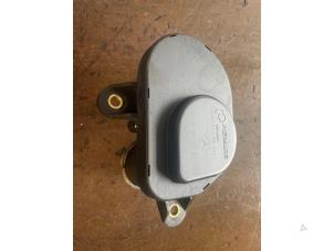 Gebruikte Wervelklep motor Mercedes C Combi (S203) 2.2 C-220 CDI 16V Prijs op aanvraag aangeboden door Bongers Auto-Onderdelen Zeeland