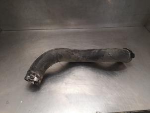 Gebruikte Intercooler Slang Mercedes CLA Shooting Brake (117.9) 2.2 CLA-200 CDI, 200 d 16V Prijs op aanvraag aangeboden door Bongers Auto-Onderdelen Zeeland