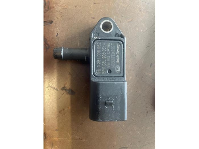 Gebruikte Brandstofdruk sensor Volkswagen Multivan T5 (7E/7HC/7HF/7HM) 2.0 BiTDI DRF Prijs op aanvraag aangeboden door Bongers Auto-Onderdelen Zeeland
