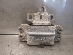 Gebruikte Motorrubber Volkswagen Passat Prijs op aanvraag aangeboden door Bongers Auto-Onderdelen Zeeland