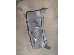 Gebruikte Bekleding bagageruimte Mazda 6 SportBreak (GJ/GH/GL) 2.2 SkyActiv-D 175 16V AWD Prijs op aanvraag aangeboden door Bongers Auto-Onderdelen Zeeland