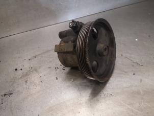 Gebruikte Servopomp Dacia Sandero I (BS) 1.4 Prijs op aanvraag aangeboden door Bongers Auto-Onderdelen Zeeland