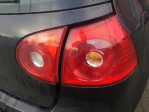 Gebruikte Achterlicht rechts Volkswagen Golf V (1K1) 1.6 Prijs op aanvraag aangeboden door Bongers Auto-Onderdelen Zeeland