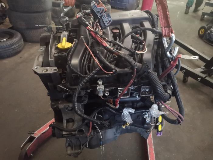 Gebruikte Motor Renault Scénic II (JM) 1.6 16V Prijs op aanvraag aangeboden door Bongers Auto-Onderdelen Zeeland