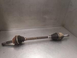 Gebruikte Aandrijfas links-voor Ford Transit 2.0 TDdi 16V Prijs op aanvraag aangeboden door Bongers Auto-Onderdelen Zeeland